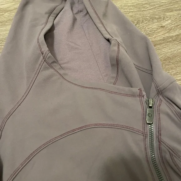 Lululemon Dusty Purple Jacket - Picture 2 of 3